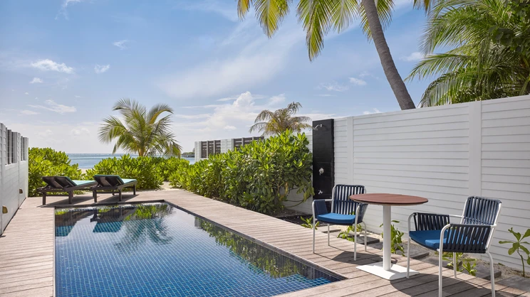 Deluxe Beach Pool Villa